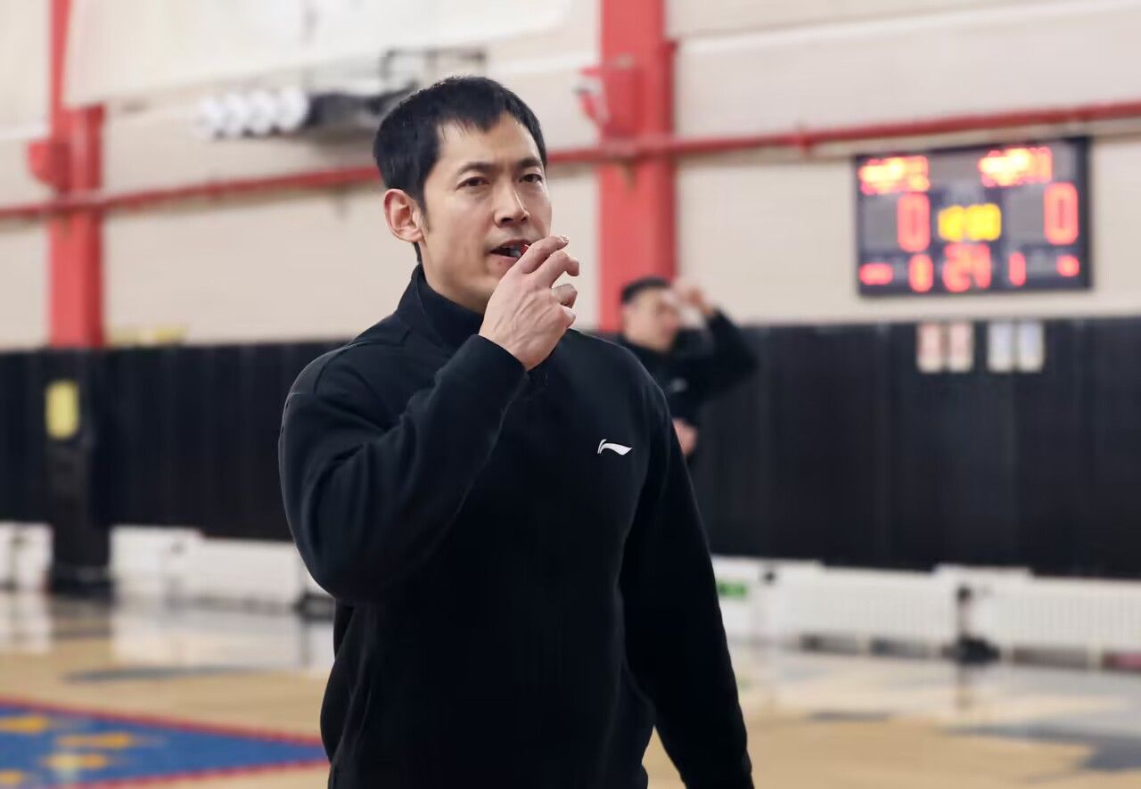🏀天津VS新疆前瞻:少帅斗法张庆鹏PK刘炜 新疆客场冲4连胜